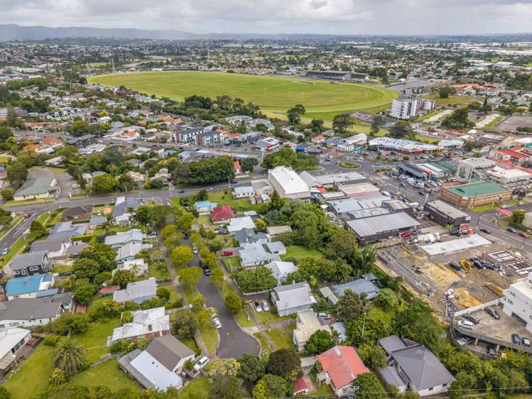 12 Ahiriri Avenue Avondale_21