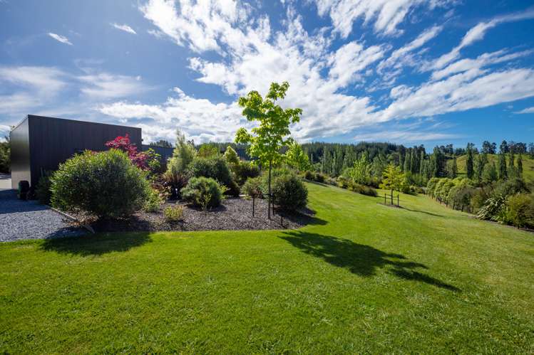 9 Eban Road Redwood Valley_19