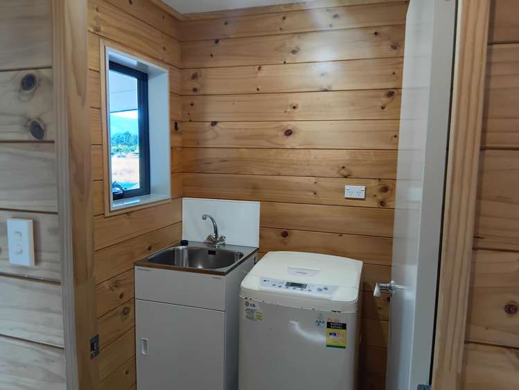 37 Fairdown Road, SH67 Westport_13