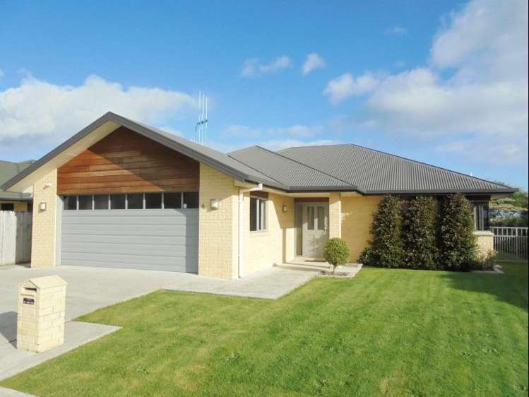 8 Tainui Street Levin_2