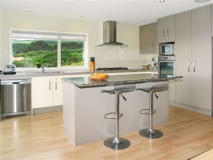 19 Gray Street Pukerua Bay_7