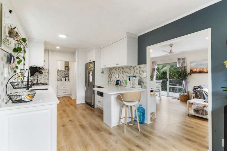 98 Awaruku Road Torbay_10