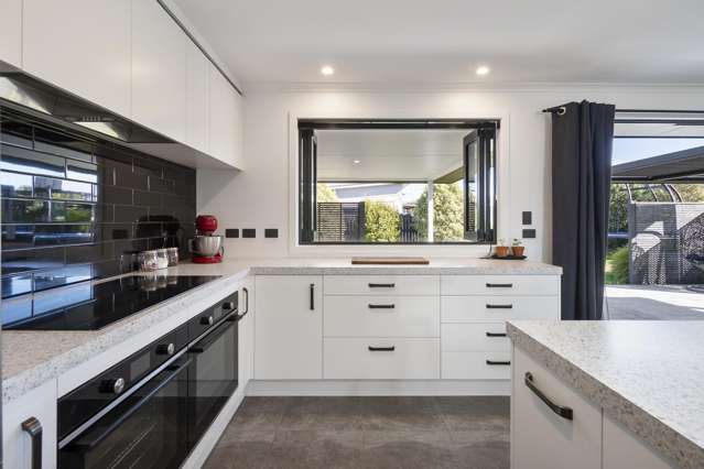 141 Pharazyn Street Feilding_4