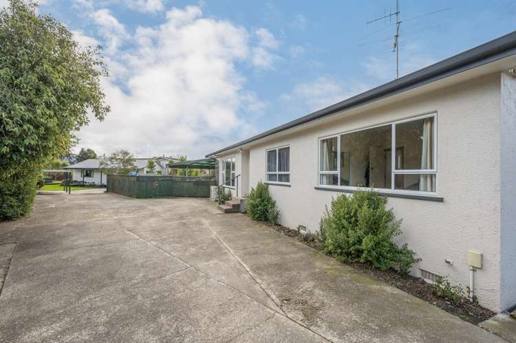 34 and 34a Crescent Street Richmond_21