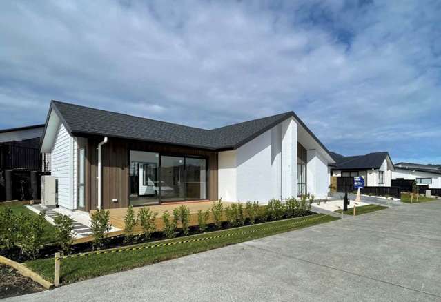 4 Louisa Lane Wainui_1