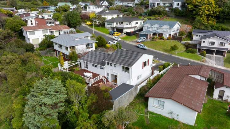 9 Caesars Place Churton Park_24