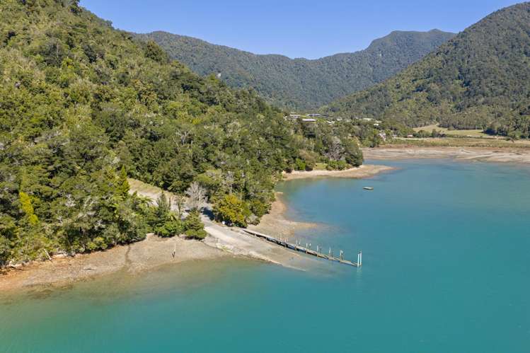 30 and 32 Matai Street Tennyson Inlet_22