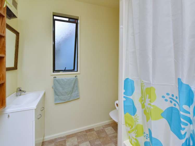 136 Kings Road Leithfield_7