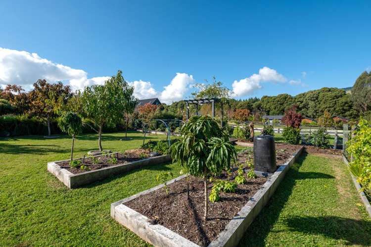 9 Lancewood Way Kinloch_9