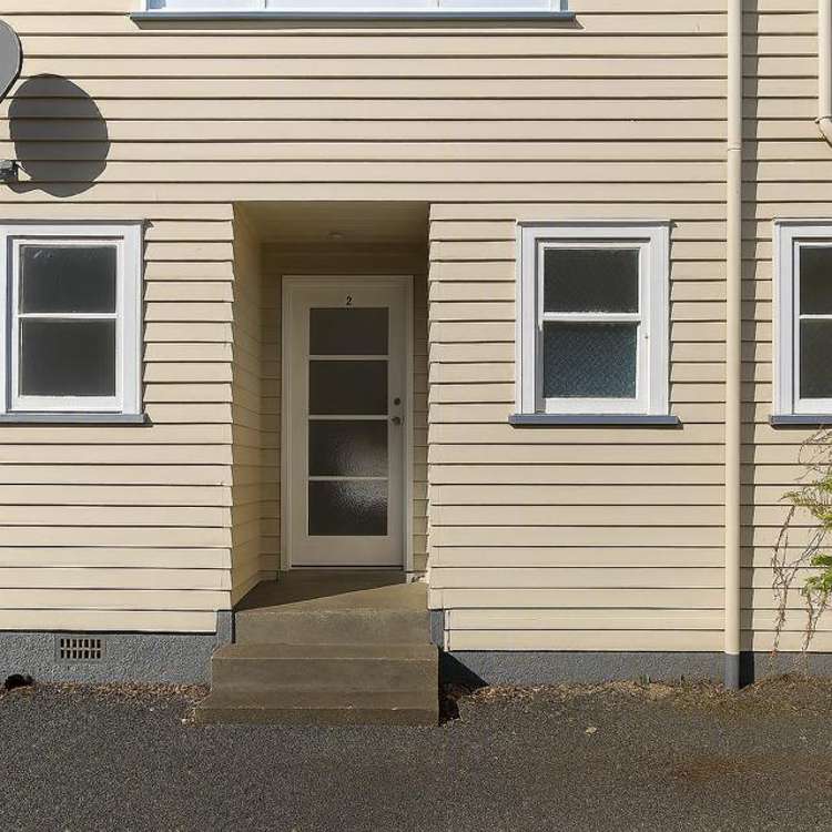 2/108 Young Street Marsland Hill_1