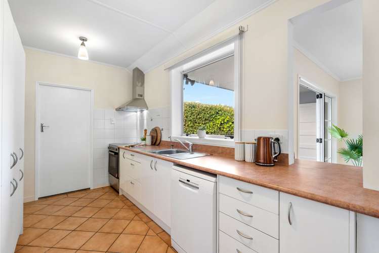 12 Lovatt Crescent Kensington_15