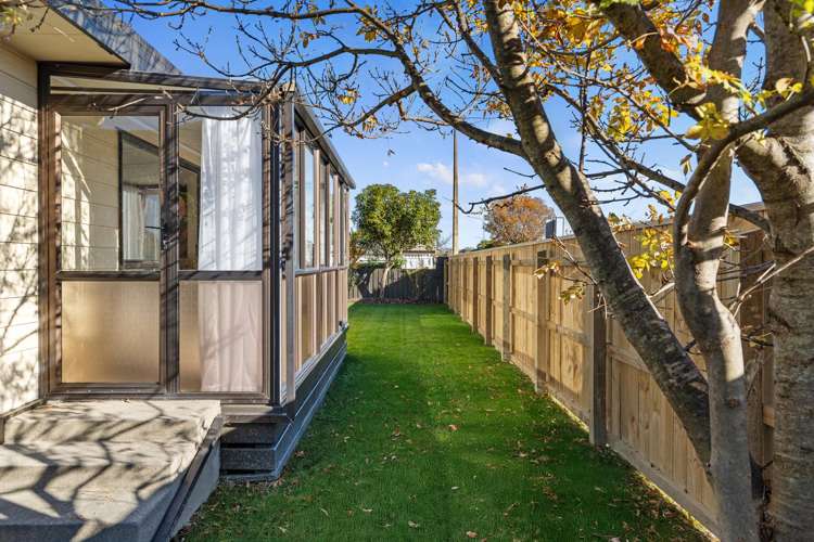 2 Brydon Way The Wood_22