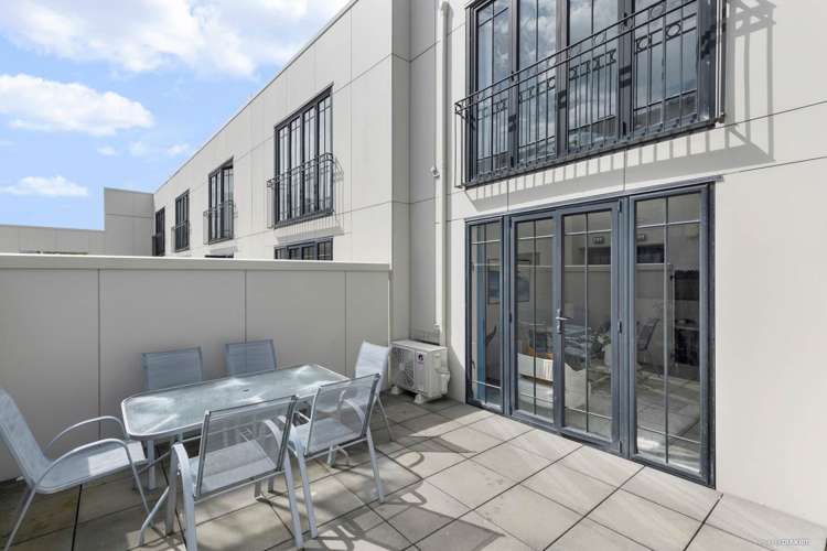 6c/8 Farnham Street Parnell_9