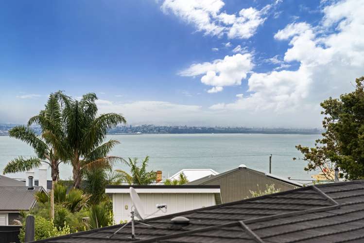 11 Bridge View Road Birkenhead_11