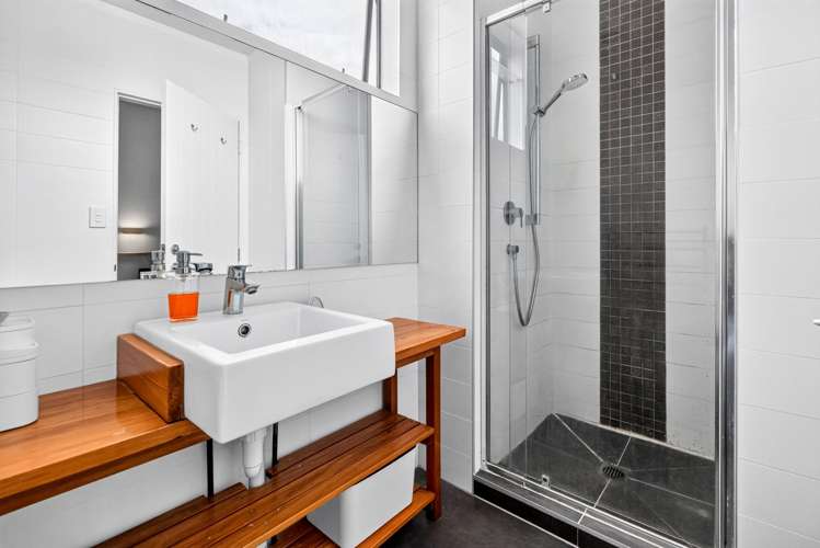 4/16 Huron Street Takapuna_24