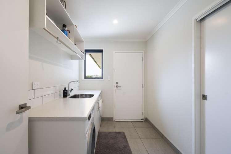 14 Heatherlea West Road Levin_26