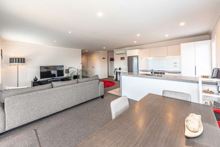 24 Simon Street Tawhero_7