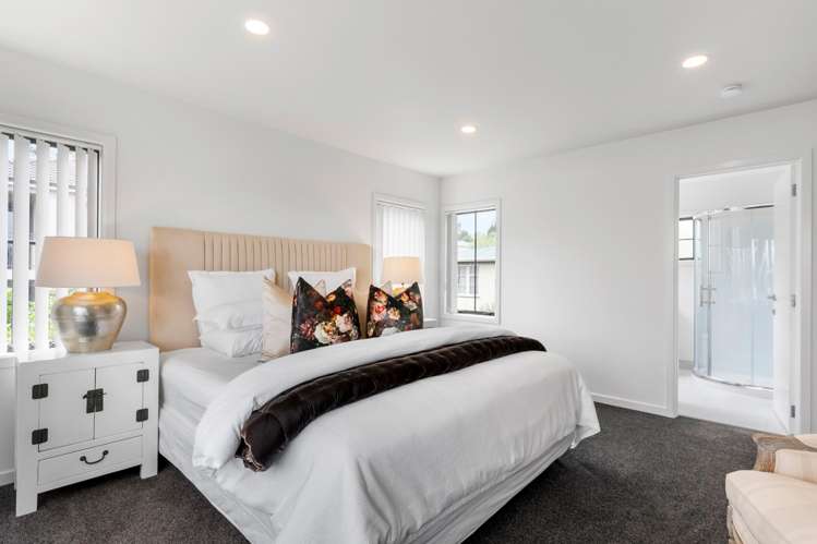 81B Owairaka Avenue Mount Albert_16