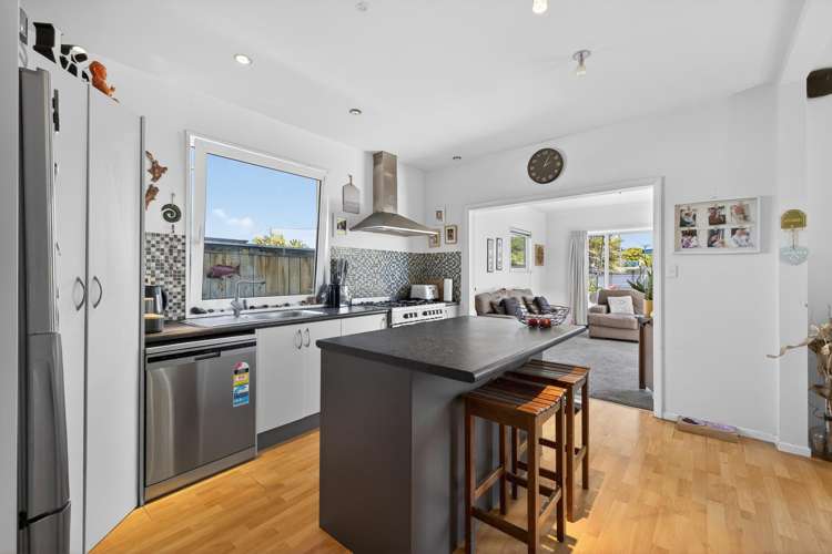 319 Estuary Road South New Brighton_9