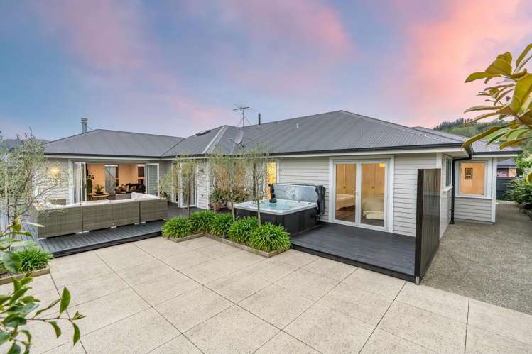 3 White Hart Lane Mosgiel_19