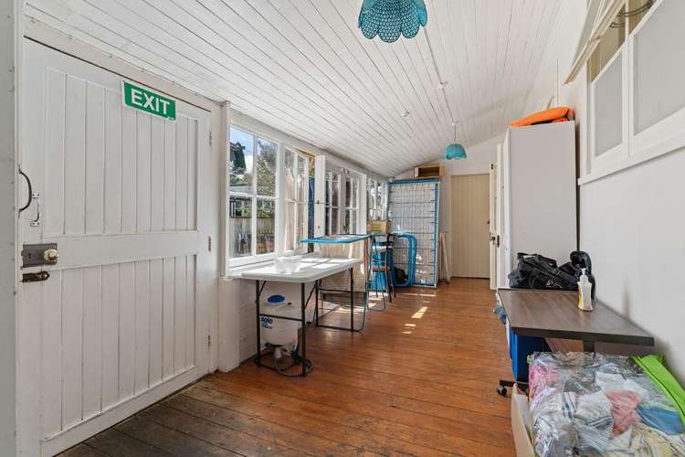 63 Park Road Carterton_15