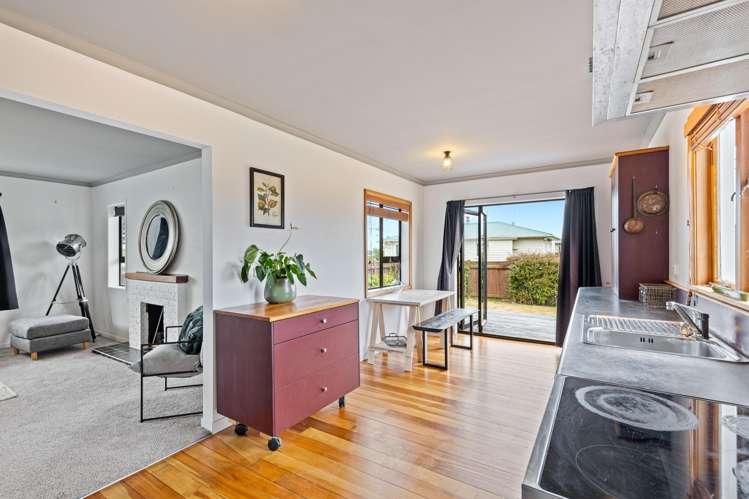 13 York Crescent Westown_6