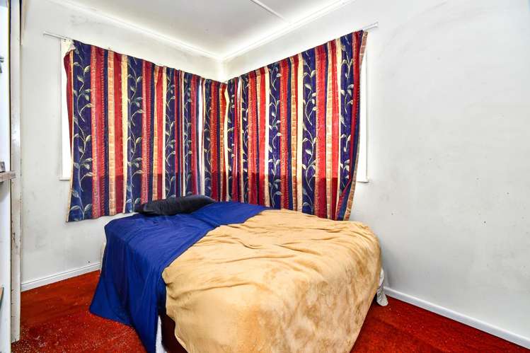 113 Beaumonts Way Manurewa_9