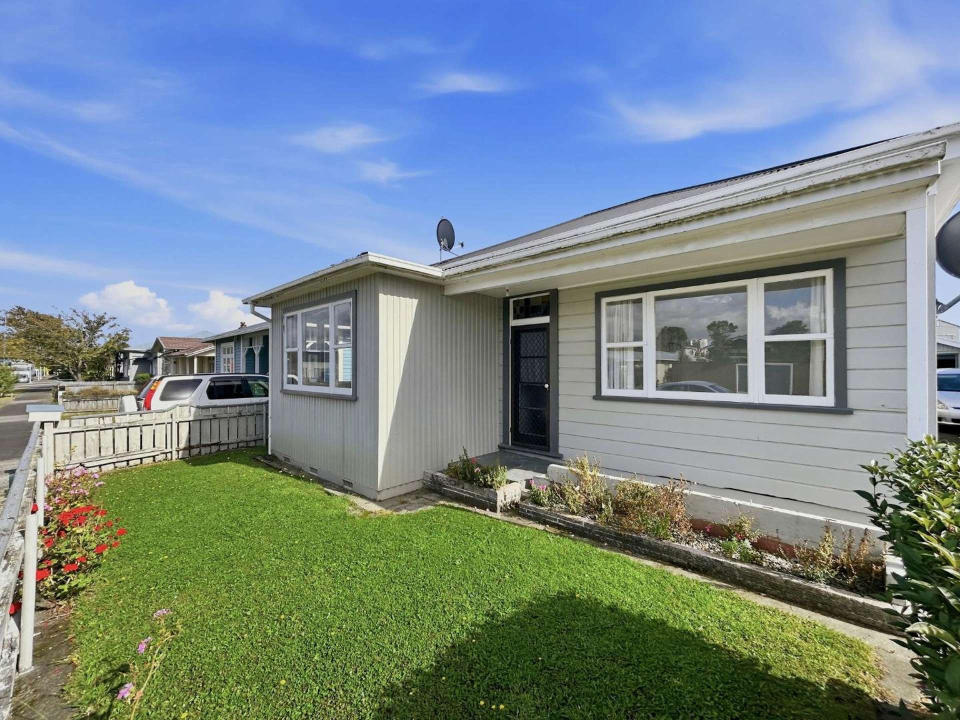 21 Edgeware Road 10930_0