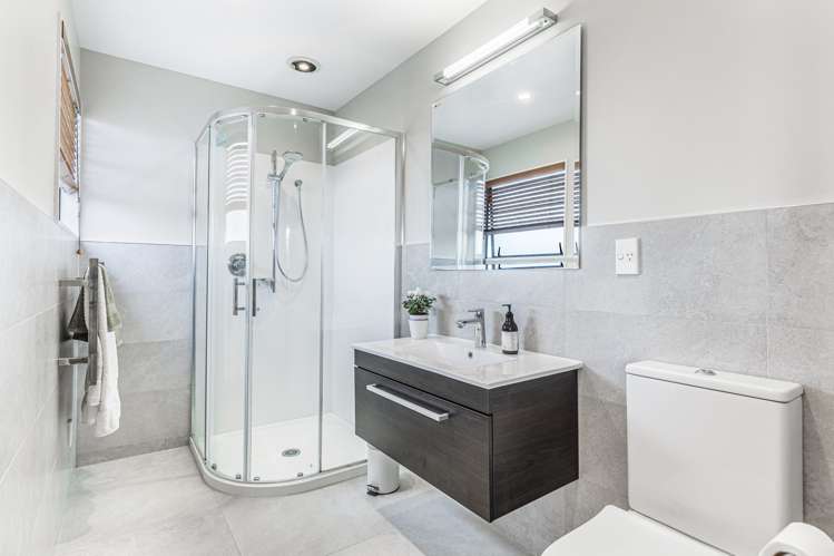 15 Cellarmans Street Te Atatu Peninsula_14