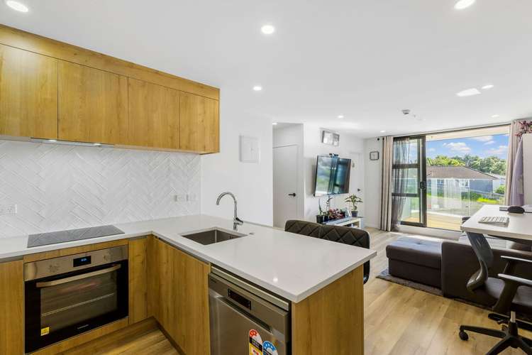 305/553c Glenfield Road Glenfield_5