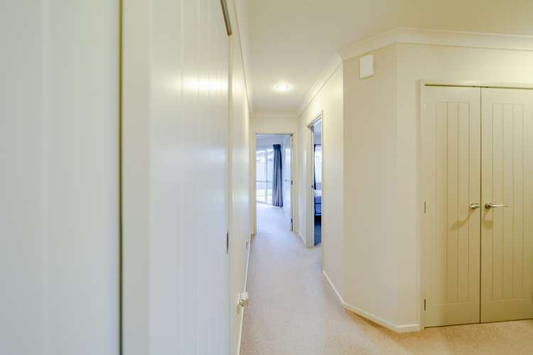 15 Portland Place Poraiti_13