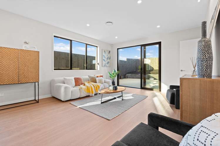 98 Huanui Drive Orewa_7
