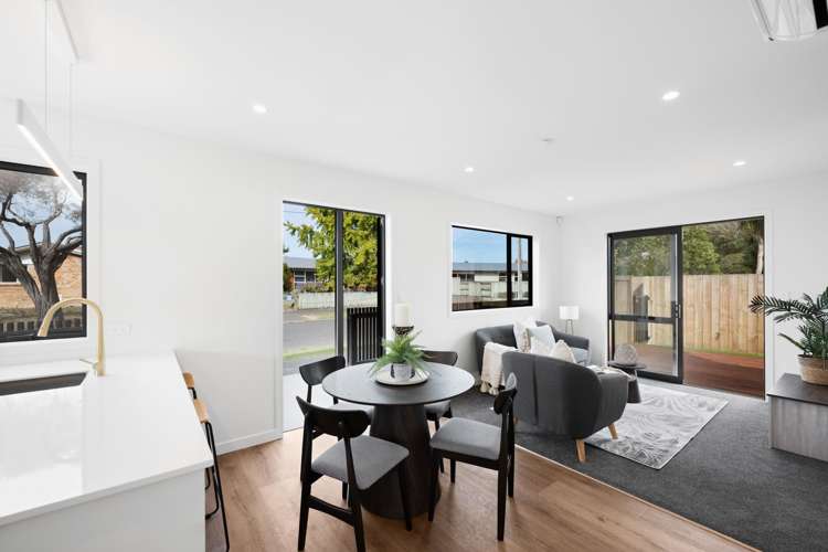1/13 Pulham Crescent Queenwood_6