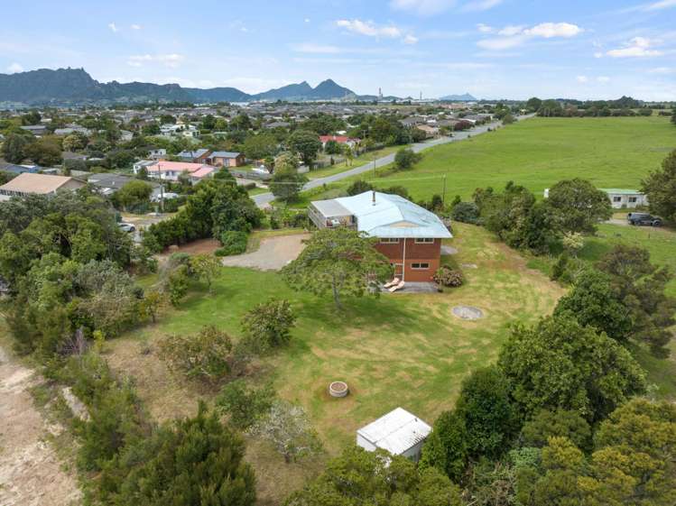 28 Pyle Road West One Tree Point_16