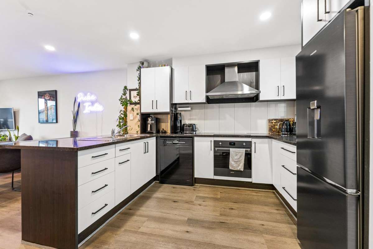 10/6 Islington Avenue_3