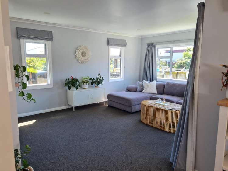 8 Solway Terrace Bell Block_7