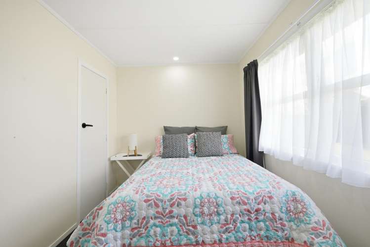 27 Snell Drive Chartwell_24