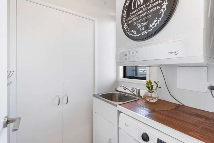 178 Seventh View Avenue Beachlands_13