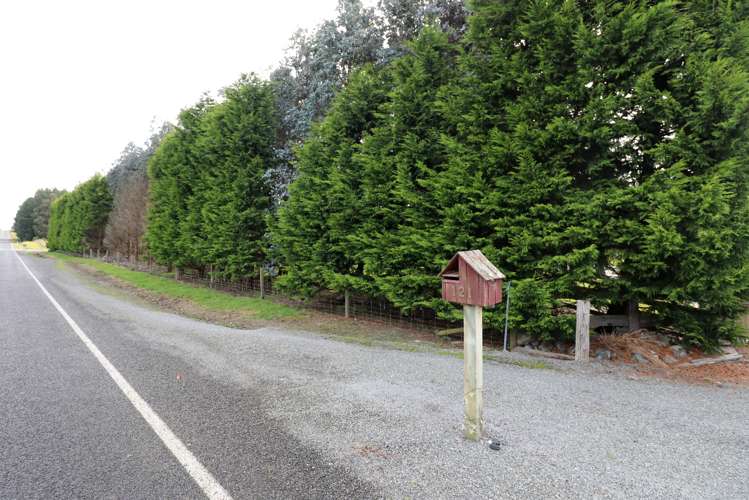 121 Mason Road Seaward Bush_41