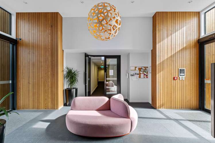 G02/74 Anzac Street Takapuna_16