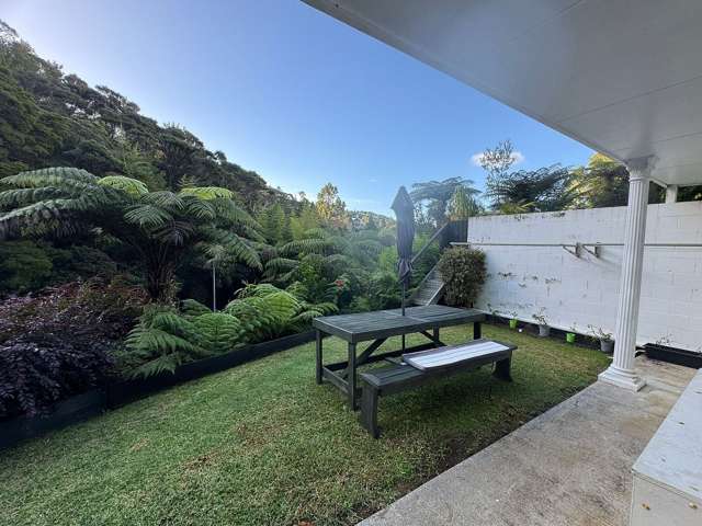 Furnished -Garden Retreat Flat, wifi, & water incl