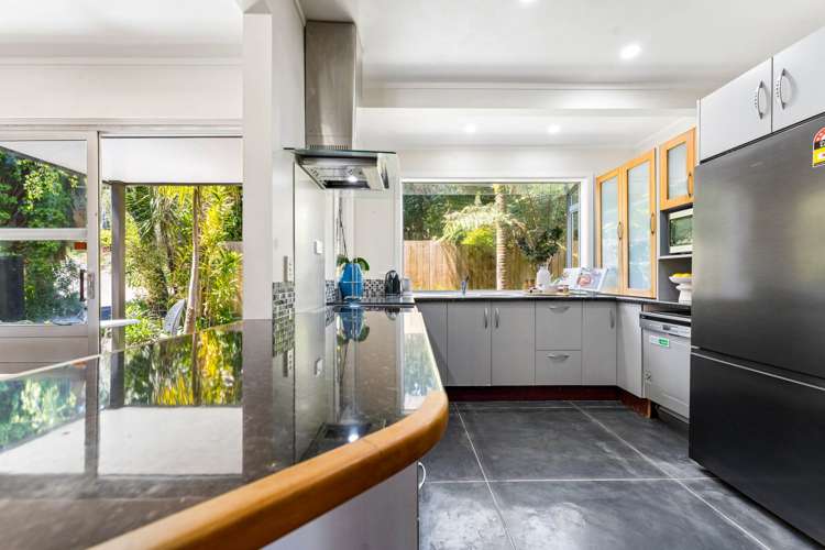 36 Coroglen Avenue Birkenhead_16