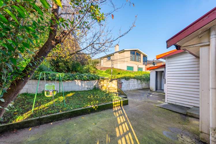 18 Maltby Avenue West End_28