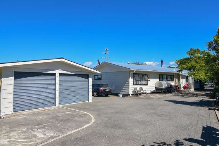 17 Deller Drive Carterton_18