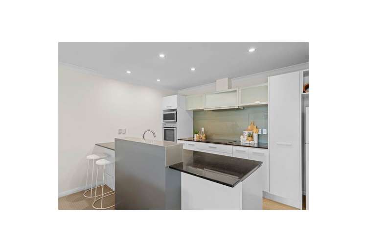 7/235 Devonport Road Tauranga Central_6