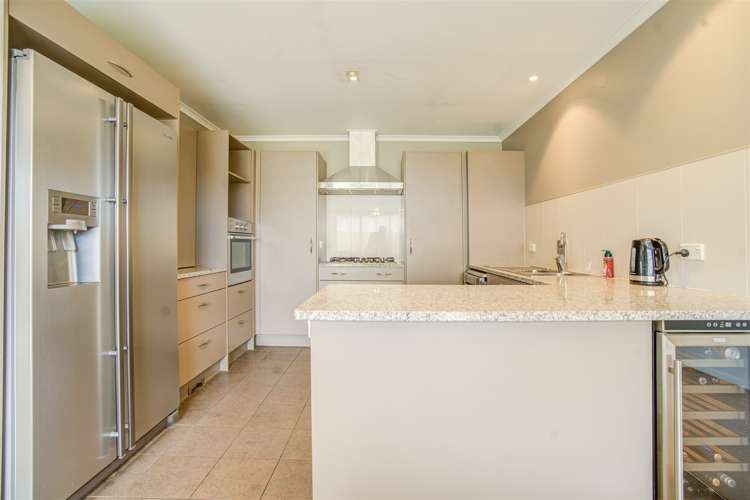 21 Burns Street Milton_11