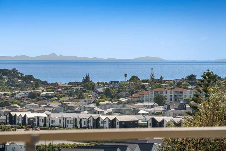 20 Whangaparaoa Road Rodney_22