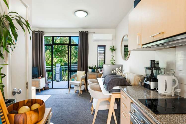 46/92 Bush Road Albany_10