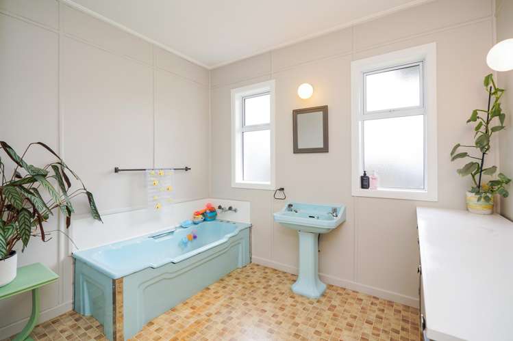 24 George Street Otautau_23