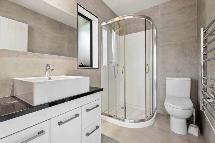 169b Cook Street Howick_16